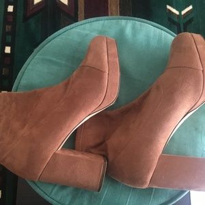 Sock Style Block Heals